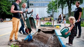2014-Nederlander nog niet regenbestendig
