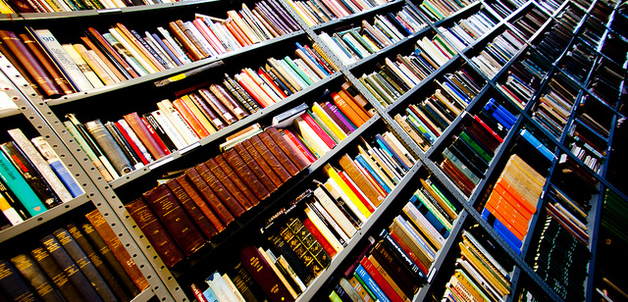 Follow the curve of her eye, by Thomas Hawk