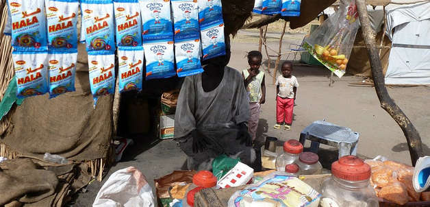 Oxfam East Africa / small shop in Mina refugee camp, South Sudan