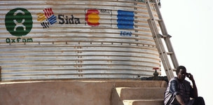Model or straitjacket? Doing context analysis on fragile or conflict-affected states