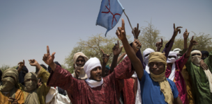 Strange bedfellows: a network analysis of Mali’s northern conflict