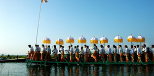 Applauding Burma’s democratization