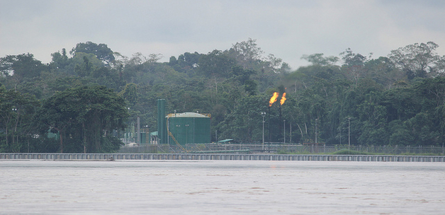 Gas Burn-off. Yasuni Park / Buster&Bubby via flickr
