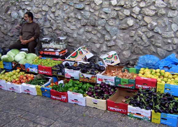 Fruit and Veg, Old City, Jerusalem / David Masters via flickr